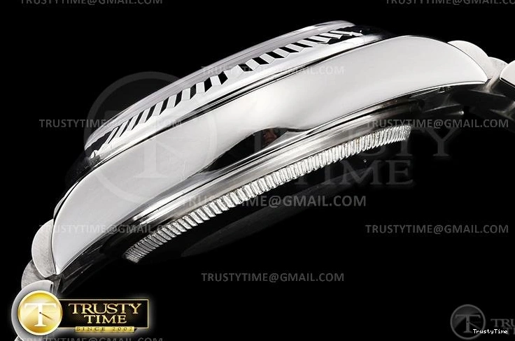 0523 Sporty RMDJ0253B – DJ Midsize 31mm 822